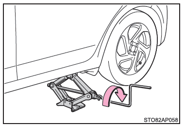 Toyota Yaris. Wechseln eines defekten Rads