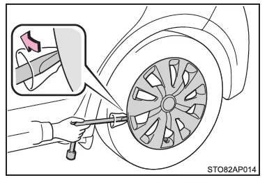Toyota Yaris. Wechseln eines defekten Rads